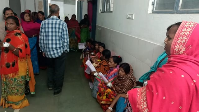 सूरजगढ़ा सीएचसी में पदाधिकारियों की लापरवाही के कारण शाम 5:30 बजे के आसपास ऑपरेशन का कार्य शुरू हुआ