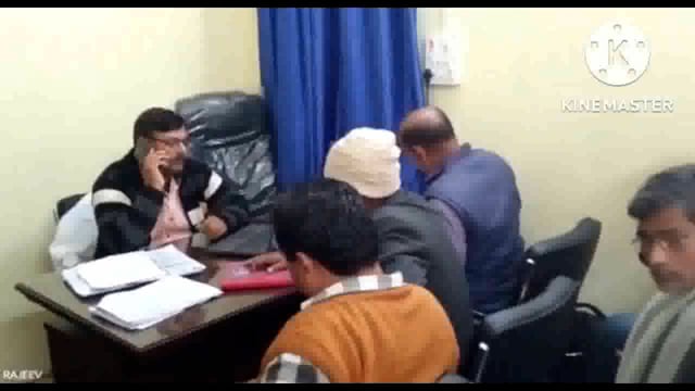 कार्यक्रम पदाधिकारी फुल्लीडुमर ने पी आर एस एवं जेई के साथ बैठक कर मिट्टी कार्य शुरू करने का दिया निर्देश