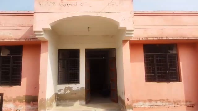 बिमार अस्पताल को खुद ईलाज की जरूरत
गन्दगी का कब्जा, पीने को पानी नहीं,नियुक्त कर्मी रहते नदारद
CHC महेशगंज के PHC रामनगर