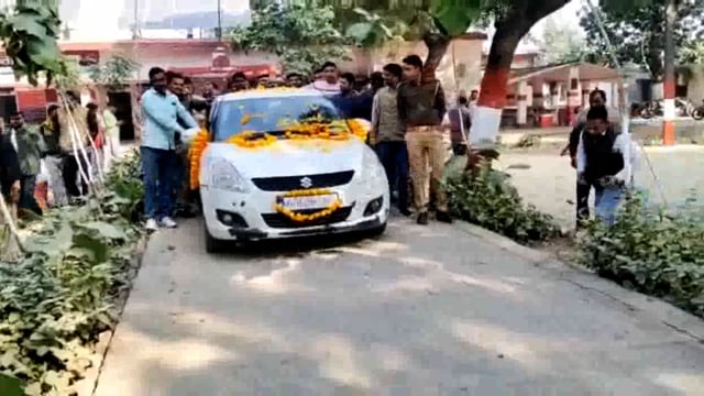 थाना अध्यक्ष मिश्रौलिया घनश्याम सिंह के स्थानांतरण के बाद क्षेत्रवासियों ने भव्य तरीके से आयोजित किया विदाई समारोह कार्य