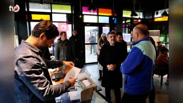 Deprem Bölgesinde Çalışmalar Sürüyor