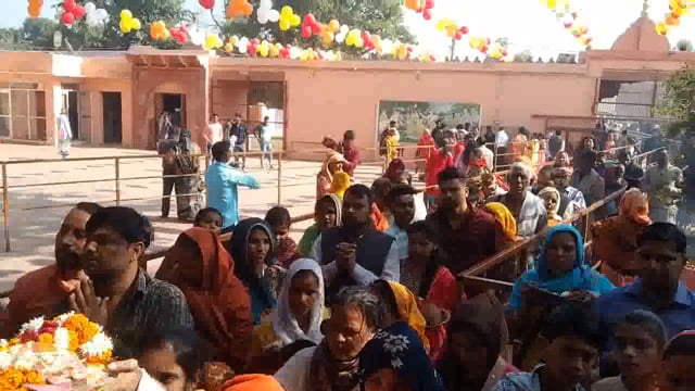 मांट क्षेत्र के बेलवन में स्थित माता लक्ष्मी मंदिर पर पौष माह में गुरुवार को लगने वाले मेले का आज हुआ शुभारंभ।