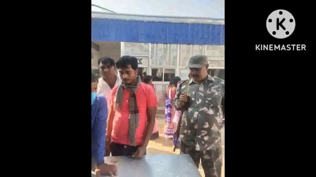 फुल्लीडुमर थाना की पुलिस गनोरा मोड़ के पास शराब के नशे में इटहरी गांव के एक युवक को गिरफ्तार कर जुर्माना हेतु बांका भेजा