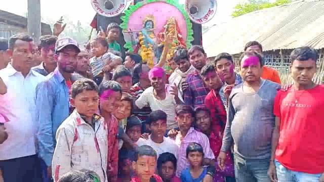 डीहटोला रटनी गांव में 36 घंटे का अखंड हरे राम संकीर्तन हुआ समापन।
