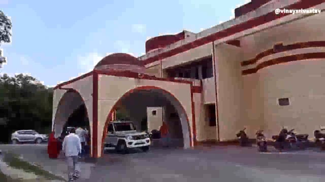 डीएम की अध्यक्षता में कानून समीक्षा की बैठक संपन्न