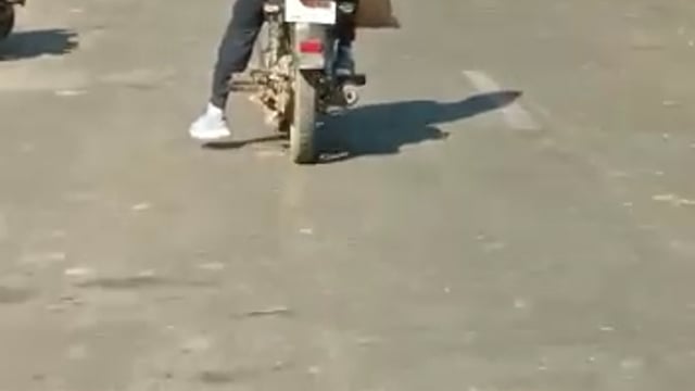 ट्रक में लगी भीषण आग