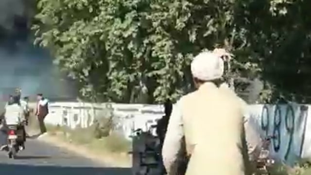 ट्रक में लगी भीषण आग