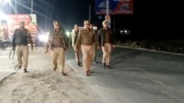 मथुरा जनपद में आई जी जोन के निरीक्षण से पहले पुलिस अलर्ट मोड में आई देर शाम को चलाया चेकिंग अभियान