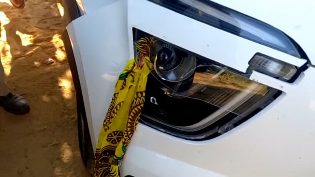 खैर कोतवाली गांव रतनपुर के सामने महिला को कार ने मारी टक्कर महिला की मौके पर ही मौत