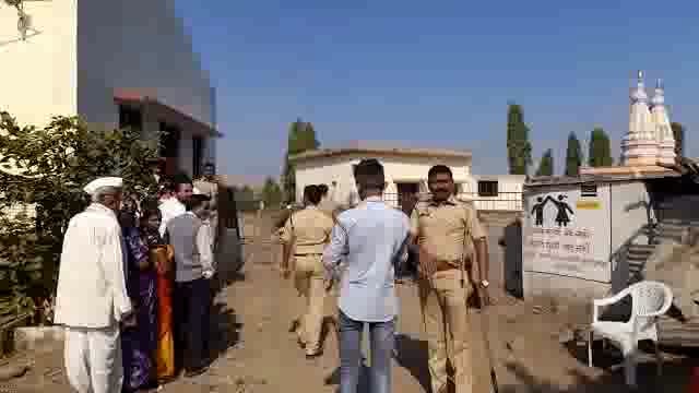 झालं इलेक्शन,ठेवा रिलेशन,गावं पुढाऱ्यांचे मतदारांना मॅसेज