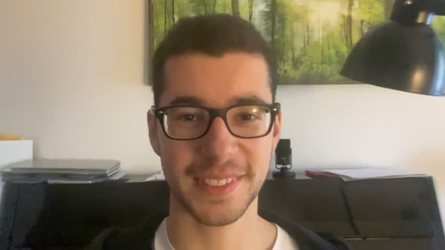 Video-Testimonial 783036213