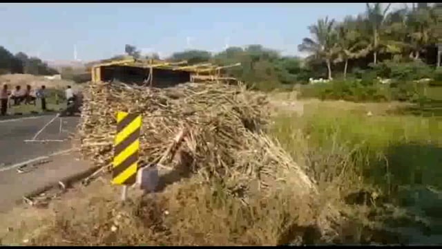 विभूतवाडी येथील शेतू आणखीन किती जणांचे प्राण घेणार बांधकाम विभागाचे डोळे केव्हा उघडणार रस्त्याचं वाकड शेपूट सरळ कधी होणा