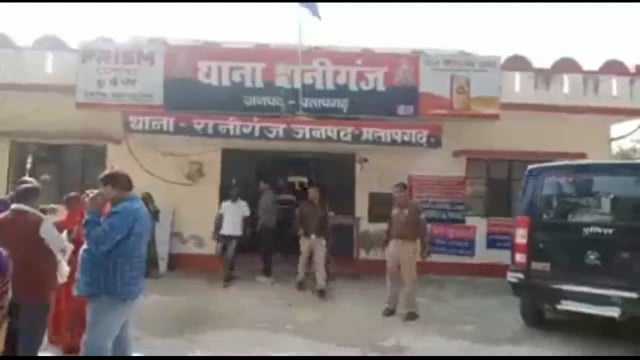बालक को पीटने का सिपाही पर लगा आरोप, वीडियो वायरल

थाना रानीगंज