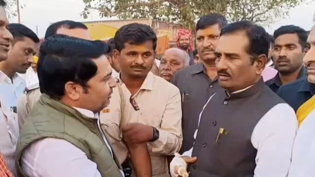 जिल्हा परिषदेचे माजी अध्यक्ष राहुल केंद्रे यांनी खासदार प्रताप पाटील यांची भेट घेवून माळेगाव यात्रेची केली पाहणी