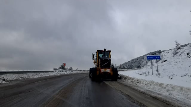 Karla kaplı Abant'a kış güzelliği