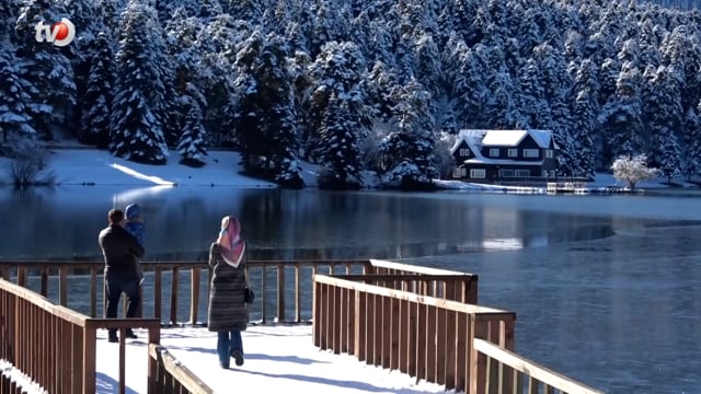 Doğa Harikası Gölcük Tabiat Parkı Beyaza Büründü