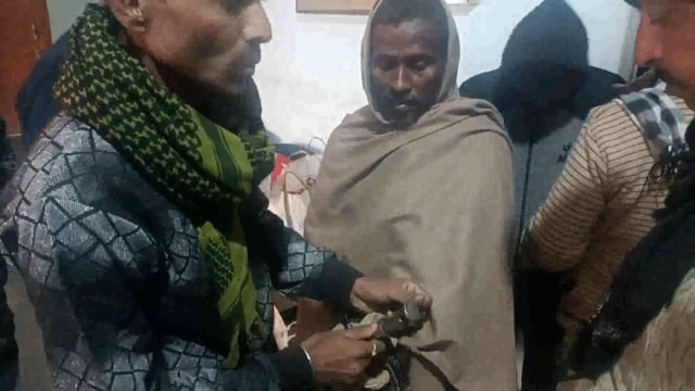 सूर्यगढ़ा थाना क्षेत्र के रामपुर गांव से एक वारंटी को गिरफ्तार कर भेजा गया जेल