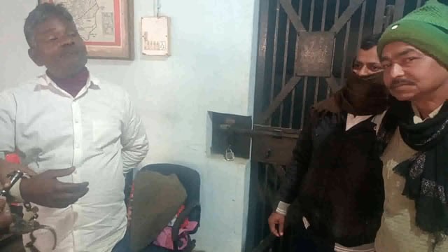  सूर्यगढ़ा पुलिस ने सूरजगढ़ा थाना क्षेत्र के जकरपुरा गांव के दो शराब तस्कर को गिरफ्तार कर भेजा गया जेल