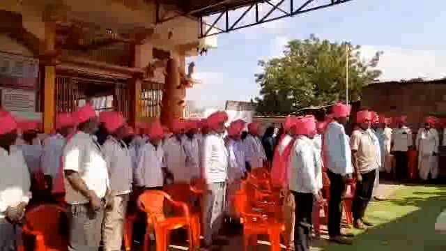 सुभाष राठोड यांनी नागलगाव ग्रामपंचायत सरपंच पदाचा पदभार स्वीकारला