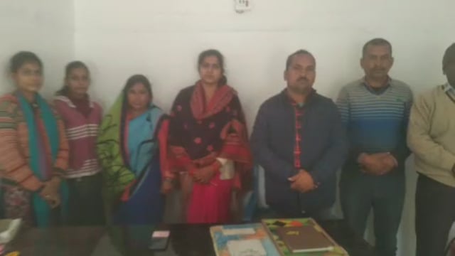 श्री राम चंद्र पब्लिक स्कूल के प्रबंधक भाजपा के सेक्टर संयोजक शिव गणेश तिवारी ने दी सभी लोगों को नव वर्ष की बधाई