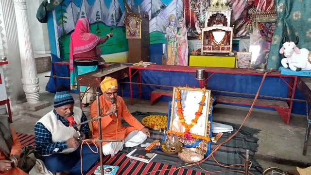 योग मित्र मंडल सूरजगढ़ा के द्वारा नववर्ष के आगमन को लेकर भजन कीर्तन के साथ नव वर्ष का स्वागत किया गया