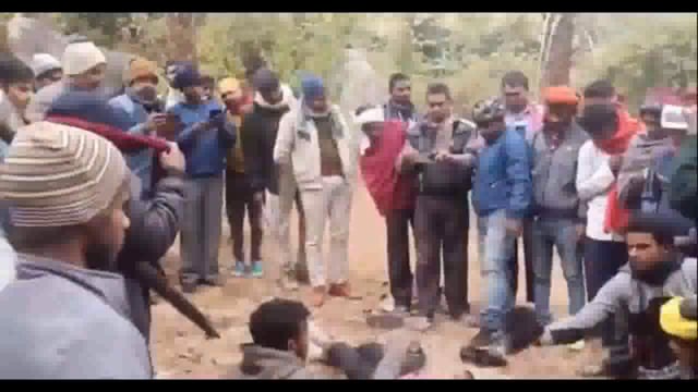 सेल्फी लेने के दौरान मंदार पर्वत से पैर फिसलने से एक युवक की हुई मौत 