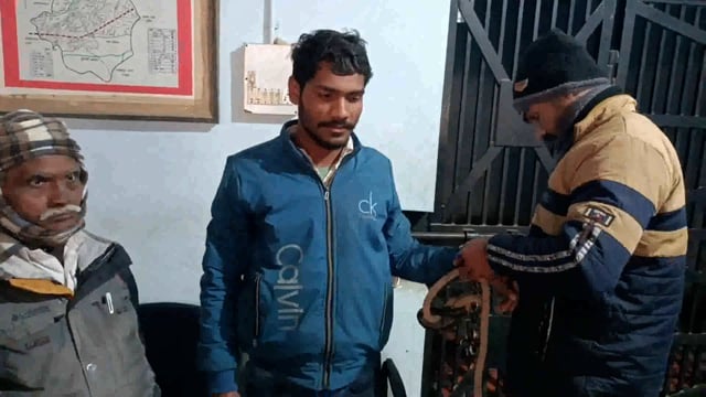 ट्रैक्टर चोरी करने एवं रंगदारी मांगने के रूप में खर्रा गांव से एक व्यक्ति को गिरफ्तार कर भेजा गया जेल
