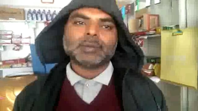 बलरामपुर के हरीहरगंज में तीन दिनों से जिओ का नेटवर्क 9:00 से दूसरी कंपनियों का रुख कर रहे उपभोक्ता।