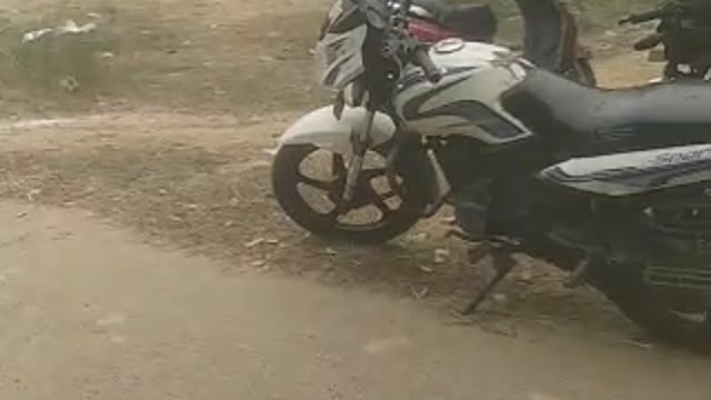 वजीरगंज के बनघुसरा मे चल रहे क्रिकेट टूर्नामेंट के फाईनल मुकाबले मे दर्जिकुआँ रहा विजई