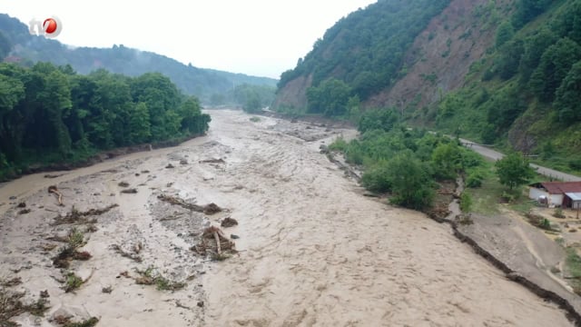 Sel Sularının Tahrip Ettiği Hat Yenileniyor