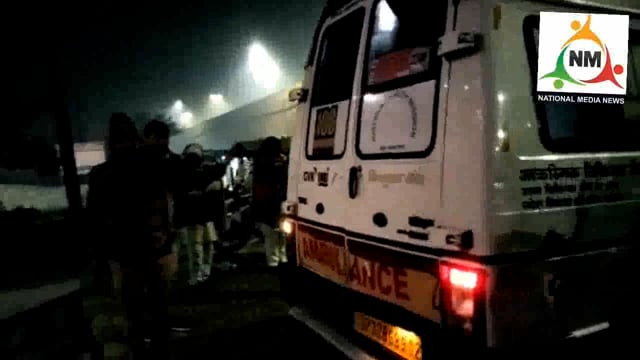 प्राइवेट बस ने खड़ी बाइक में मारी टक्कर चार युवक हुए घायल,घायल युवकों को पुलिस ने नजदीकी हॉस्पिटल में कराया भर्ती।