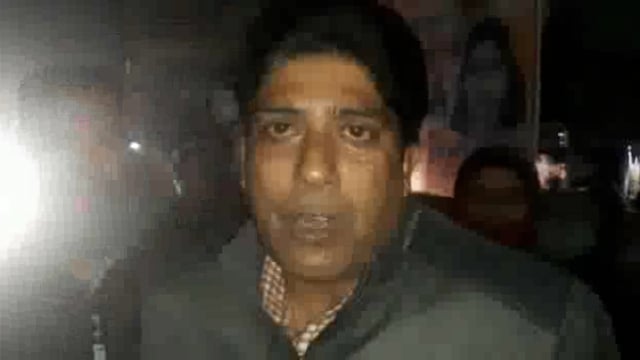 बलरामपुर वीर विनय चौराहे के समीप ठंड लगने से अधेड़ की हुई मौत सुनिए क्या कहते हैं नपा अध्यक्ष प्रतिनिधि 