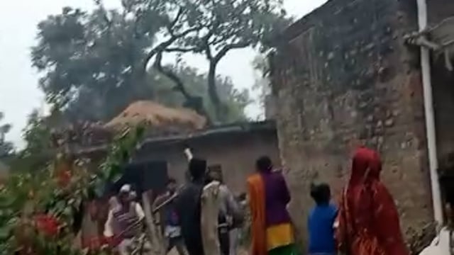 जमीनी विवाद में खूनी संघर्ष, एक पक्ष के आधा दर्जन से ज्यादा घायल, एक की हालत गम्भीर प्रयागराज रेफर