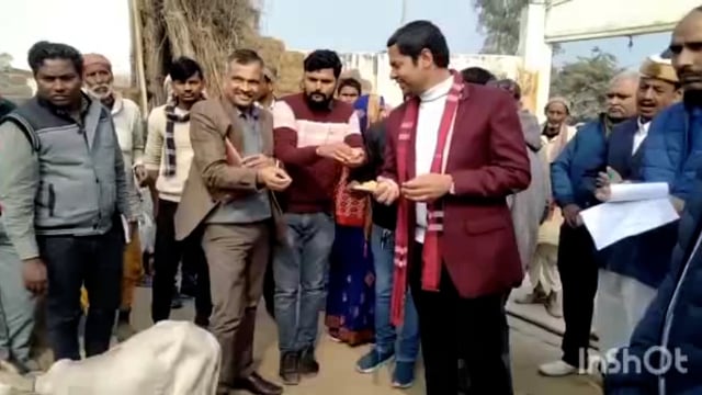 डीएम मथुरा ने पीडब्ल्यूडी विभाग के अधिकारियों को लगाई फटकार विकास कार्य में गति लाने के लिए दिशा निर्देश