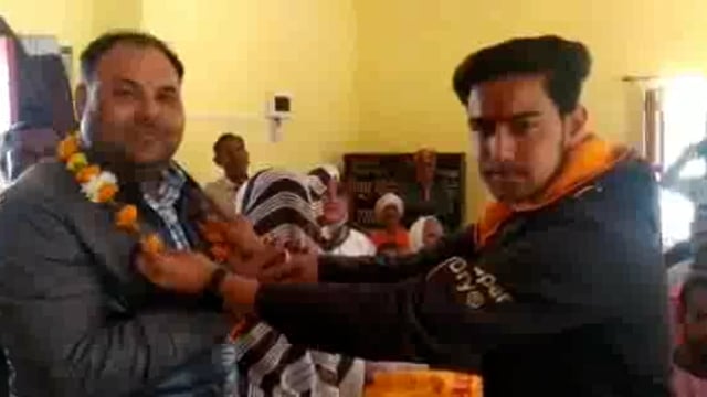 कोंच,प्रशासन चला गांव की ओर के तहत ग्राम सामी में जन चौपाल का आयोजन,ग्रामीणों को दी योजनाओं की जानकारी


