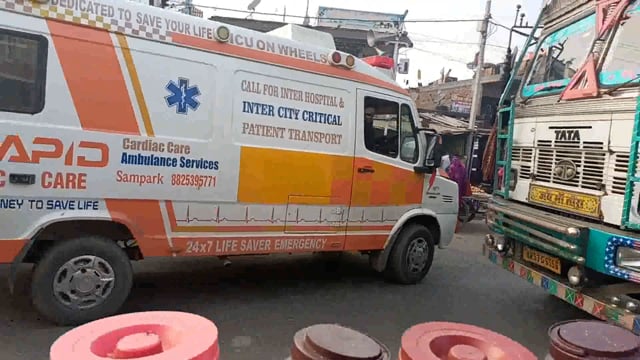 मकर संक्रांति की खरीदारी को लेकर सूर्यगढ़ा बाजार पूरी तरह पटा रहा एवं दिन भर एनएच 80 पर जाम लगी रही