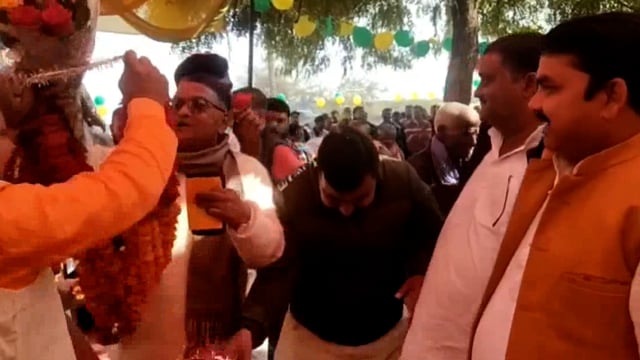 जनसत्ता दल ने गरीबों के आँखों की रोशनी बढ़ाई, 
CHC बाघराय मे नेत्र शिविर का हुआ आयोजन