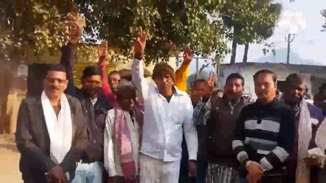 मत्स्य जीवी सहयोग समिति लि० फुल्लीडुमर के चुनाव हेतु अंतिम दिन शुक्रवार को अध्यक्ष पद हेतु 2 अभ्यर्थियों ने नामांकन किया