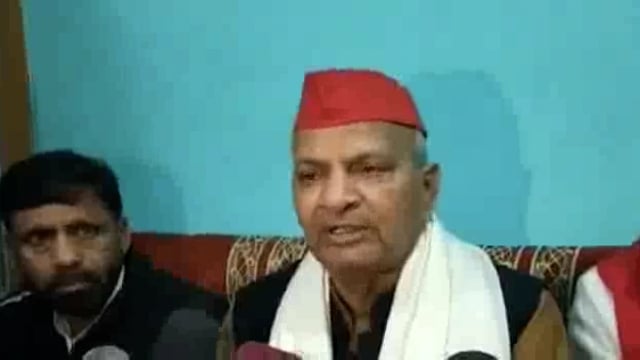 जालौन
जालौन के उरई पहुंचे समाजवादी पार्टी के प्रदेश अध्यक्ष नरेश उत्तम पटेल

