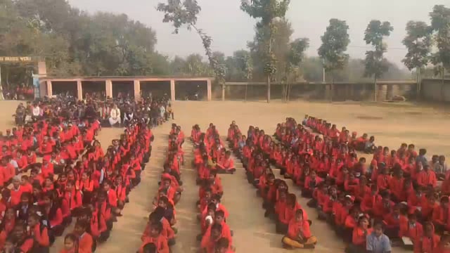 *संत पैट्रिक मध्य विद्यालय बसमाता में आज अच्छे कार्य करने वाले छात्र छात्राओं को किया गया पुरस्कृत*