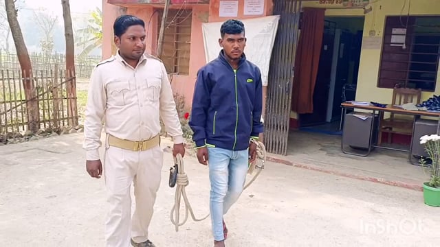 पुलिस ने विशेष छापेमारी अभियान चलाकर नीम टोला पिपरा गांव से एक शराब तस्कर को किया गिरफ्तार, भेजा जेल
