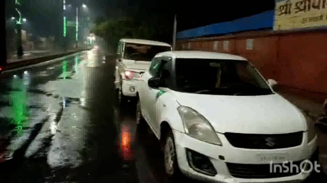 गौरक्षको ने मेवात गोवंशोंको ले जा रहे  ट्रक को पकड़ा तस्कर व ट्रक को किया पुलिस के हवाले