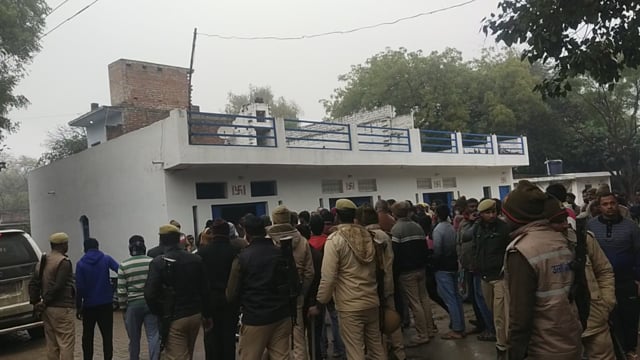 प्रतापगढ़ जिले के बाघराय थाना क्षेत्र रोर प्रधान पुत्र की ऐक्सिडेंट से हुई हत्या परिजन ने पूर्व प्रधान पर लगाया आरोप,