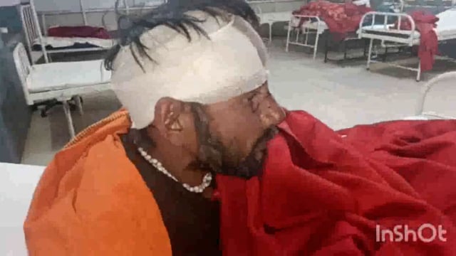 नरौली पुल के समीप रोड पार करते वक्त बाइक सवार ने मारी टक्कर युवक हुआ गंभीर रूप से घायल पुलिस ने कराया जिला अस्पताल भर्ती