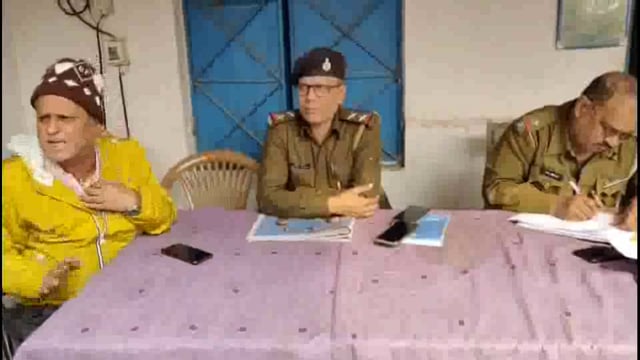 अंचलाधिकारी के नेतृत्व में थाना परिसर में लगाया गया जनता दरबार