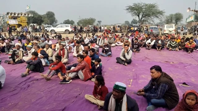 यमुनाएक्सप्रेसवे पर सुरीर टेंटीगांव के मध्य कट को लेकर भाकियू भानू ने भरी हुंकार