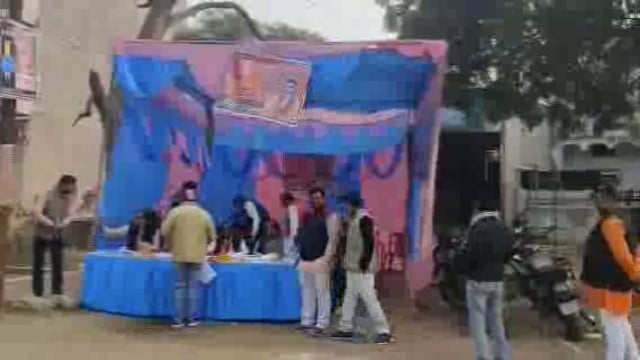 एमएसजी चुनाव को लेकर कड़ी सुरक्षा व्यवस्था में मतदान हुआ शुरू चप्पे-चप्पे पर तैनात है पुलिस फोर्स


