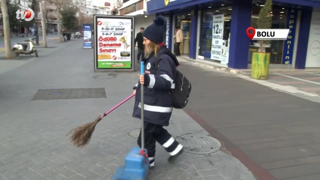 Temizlik İşçisinden Örnek Davranış