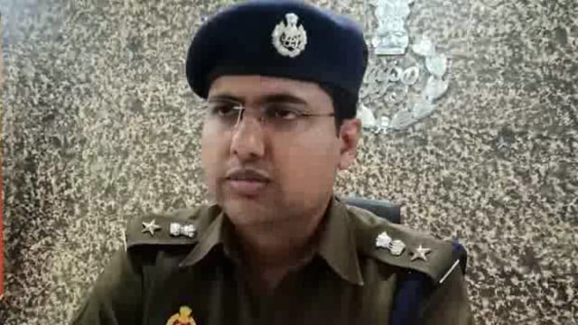 बलरामपुर: एसपी आवास पर संतरी डियूटी पर लगे पुलिस कर्मी ने गोली मारकर किया आत्महत्या सुनिए क्या कहते हैं एसपी 