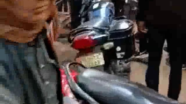 जिला कचहरी में रामचरितमानस पर हुयी नोक झोंक में धुनाई
MLA डॉ आर के वर्मा का फूँका बैनर
सपाई पर मुकदमा हुआ दर्ज
